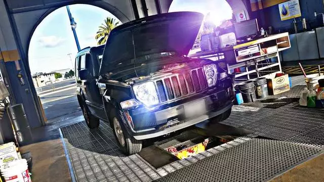 10 Minute Speed Oil Change Center