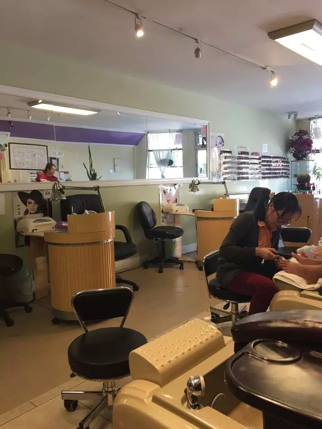 A Royal Nail Spa