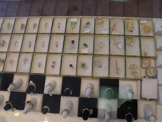 Au Grillz Jeweller