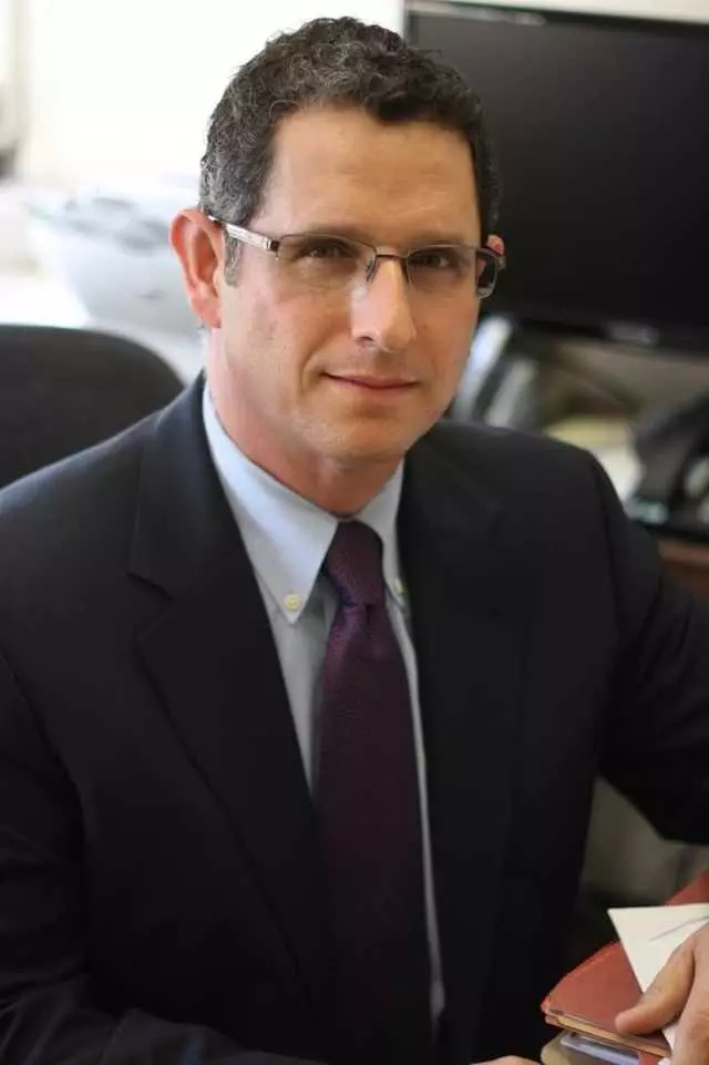 Andrew J Kopp
