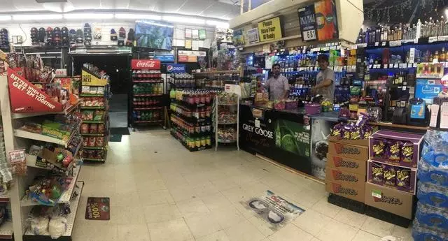 7 Seas Food & Liquor