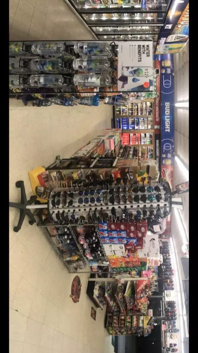 7 Seas Food & Liquor