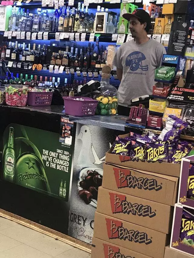 7 Seas Food & Liquor