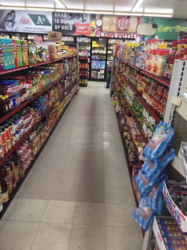 7 Seas Food & Liquor