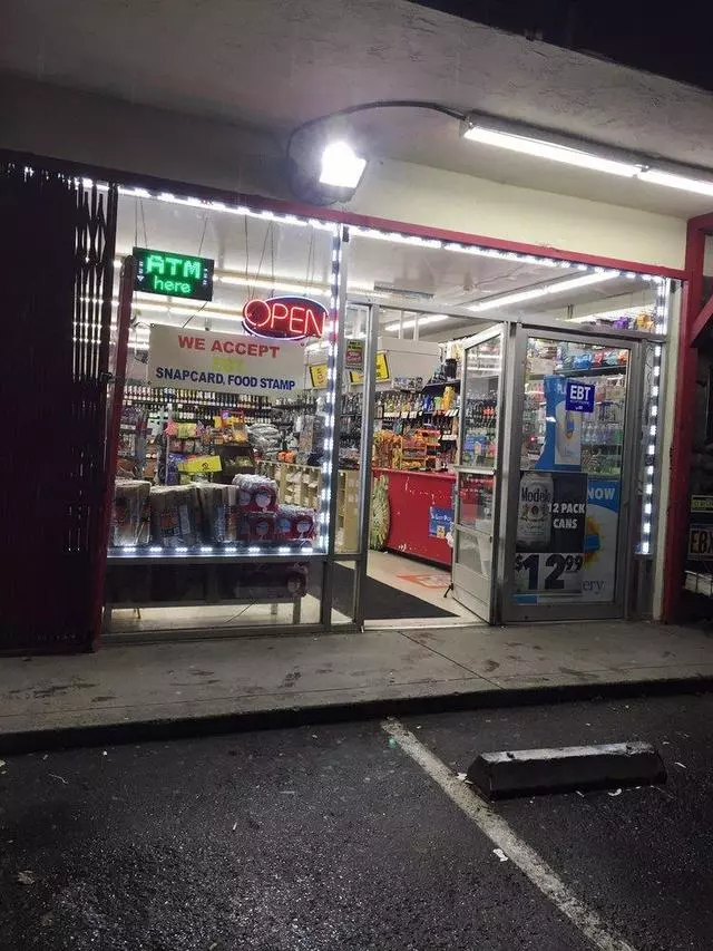 7 Seas Food & Liquor
