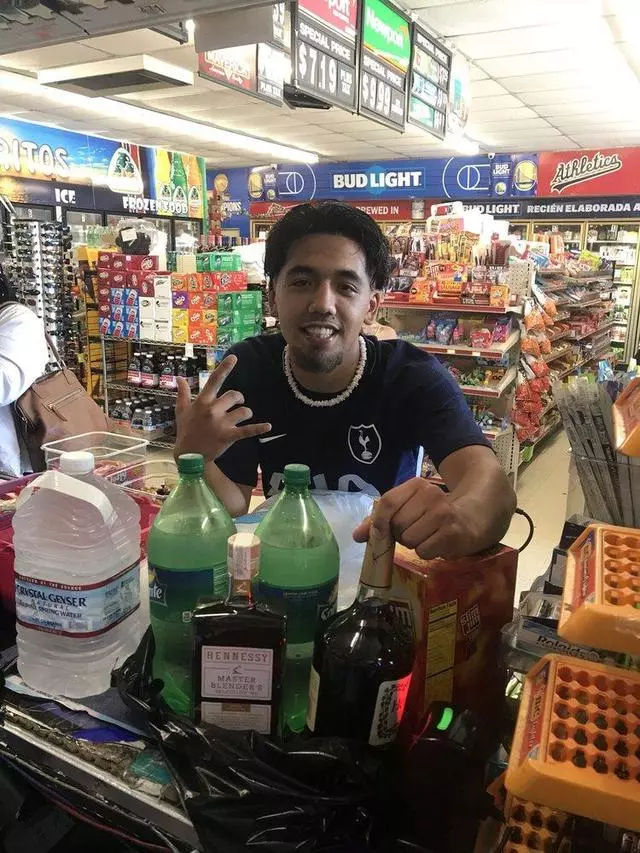 7 Seas Food & Liquor