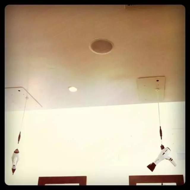 77Salon