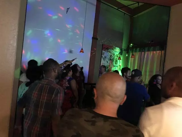 25th St Taproom Bar & Restaurant