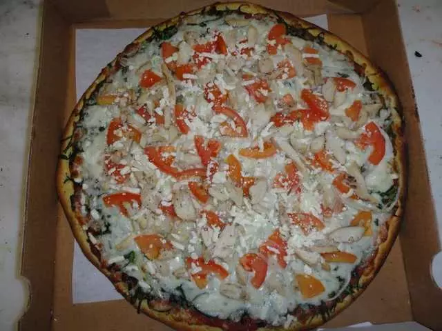 Amazona’s Pizza