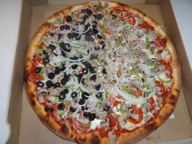 Amazona’s Pizza