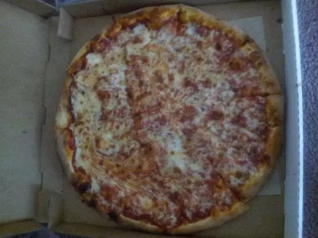Amazona’s Pizza