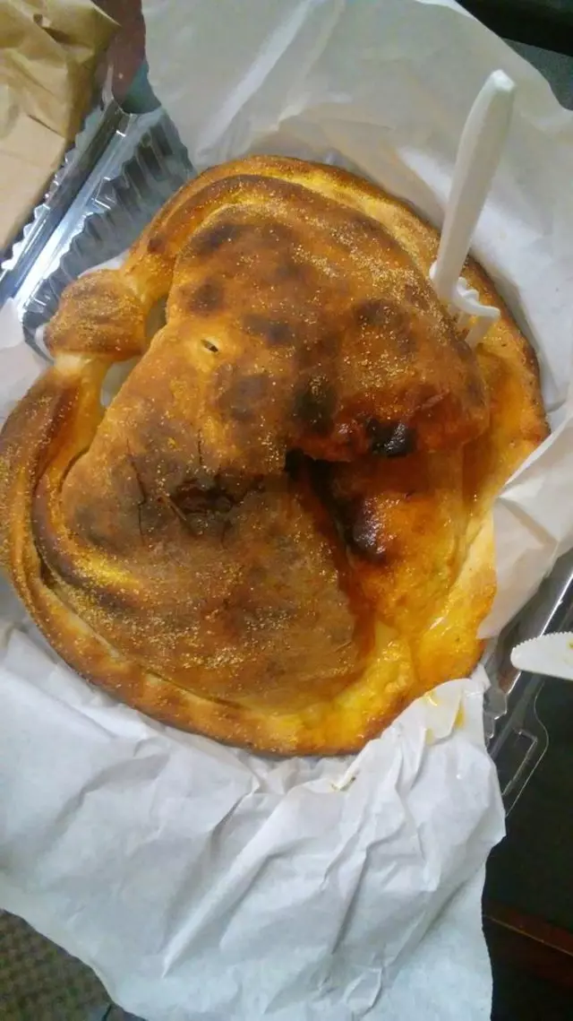 Amazona’s Pizza