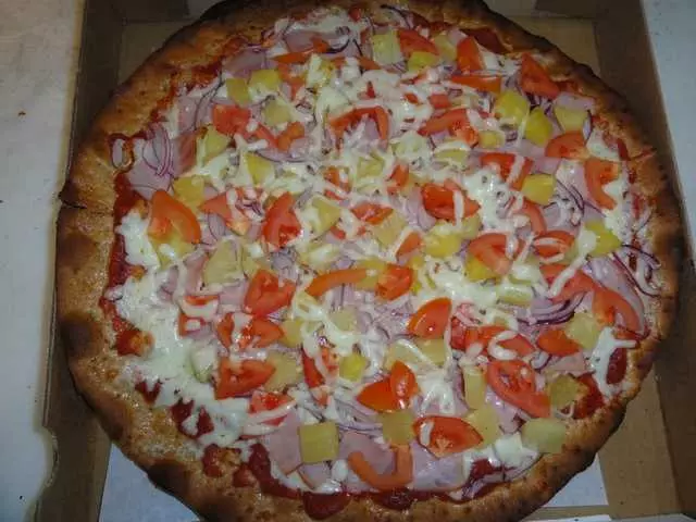 Amazona’s Pizza