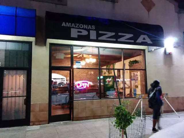 Amazona’s Pizza