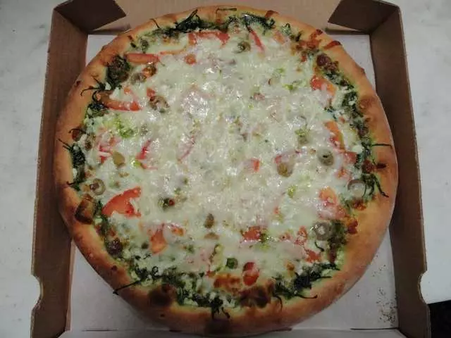 Amazona’s Pizza