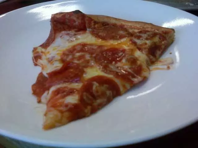 Amazona’s Pizza