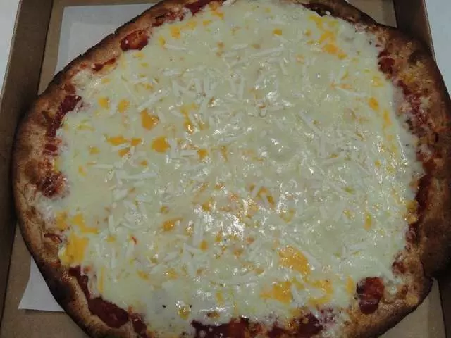 Amazona’s Pizza