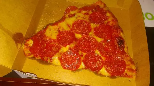 Amazona’s Pizza