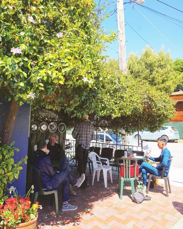 Alem’s Coffee