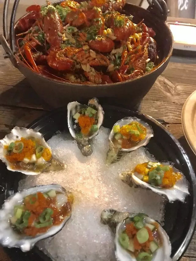 Alamar Kitchen & Bar