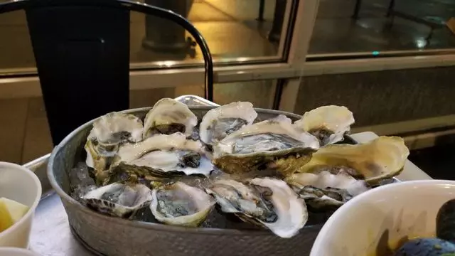 Alamar Kitchen & Bar