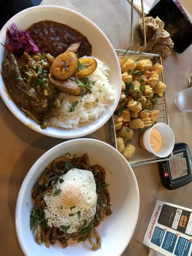 Alamar Kitchen & Bar