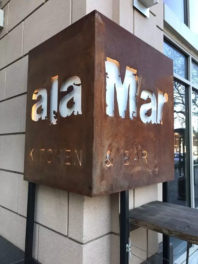 Alamar Kitchen & Bar