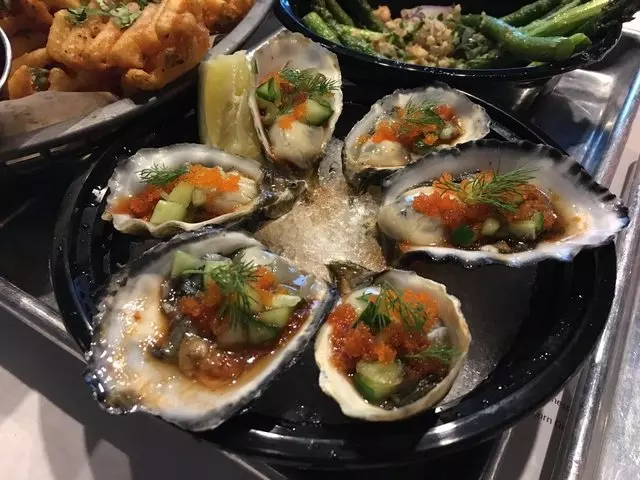 Alamar Kitchen & Bar