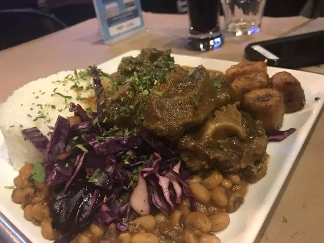Alamar Kitchen & Bar