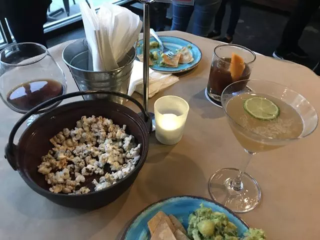 Alamar Kitchen & Bar