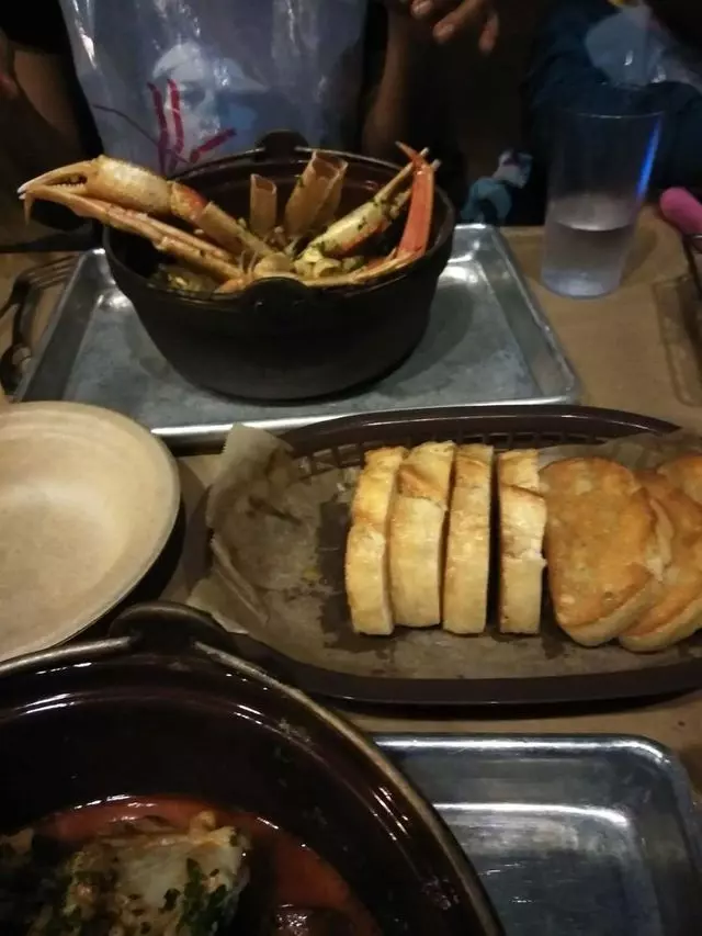 Alamar Kitchen & Bar