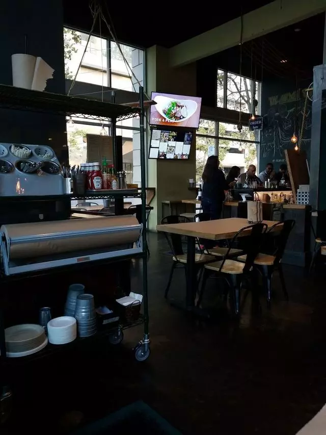 Alamar Kitchen & Bar