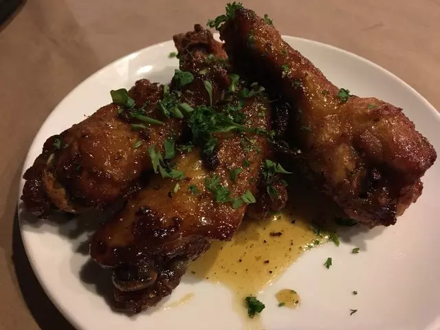 Alamar Kitchen & Bar