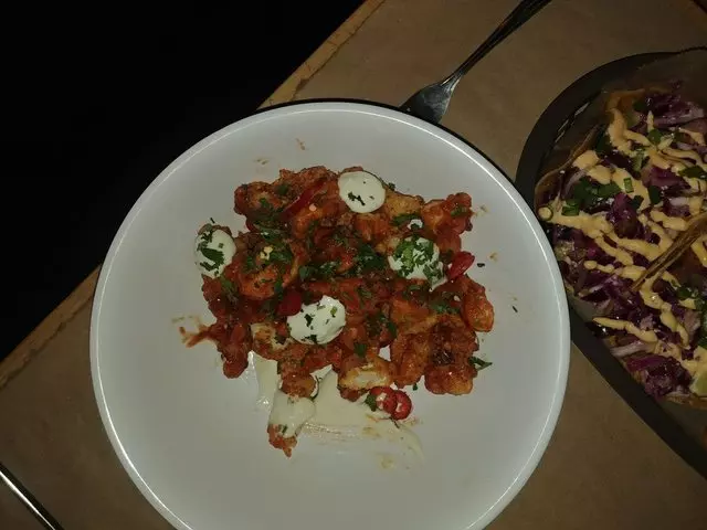 Alamar Kitchen & Bar