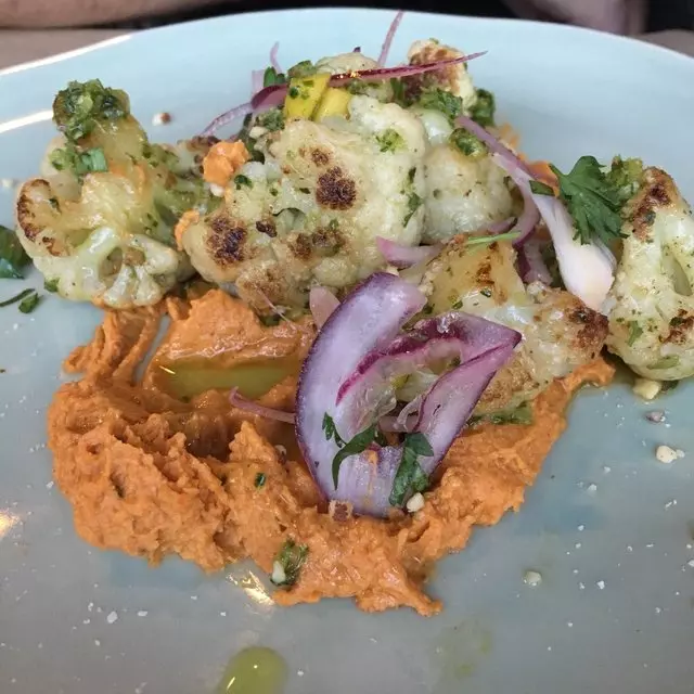 Alamar Kitchen & Bar