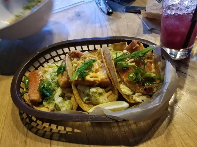Alamar Kitchen & Bar