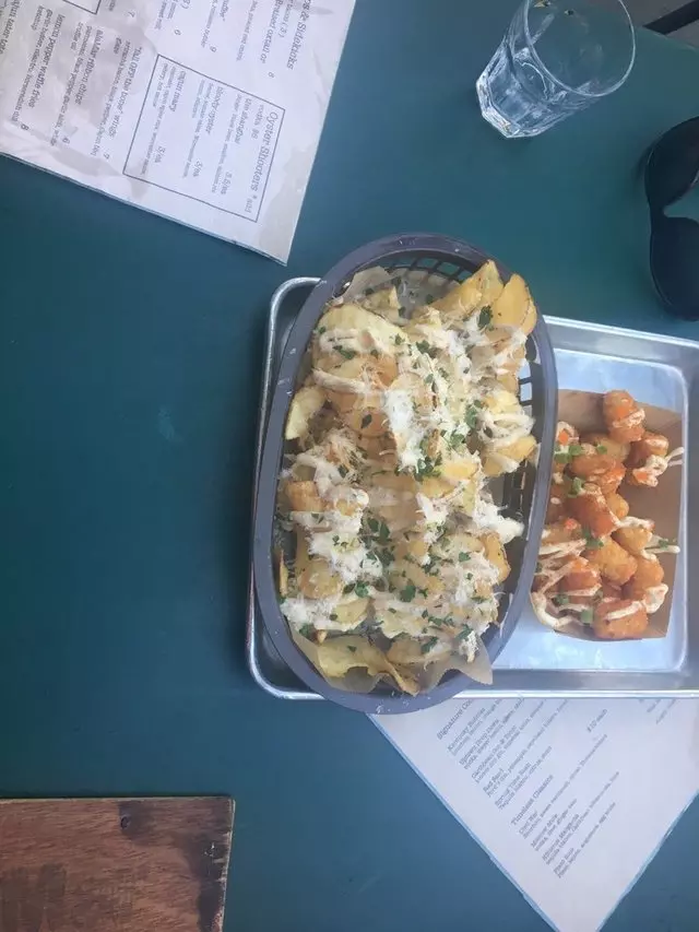 Alamar Kitchen & Bar