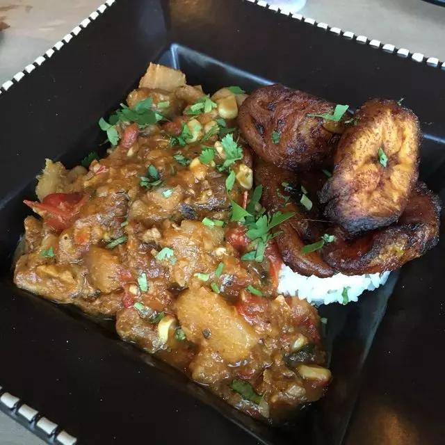 Alamar Kitchen & Bar