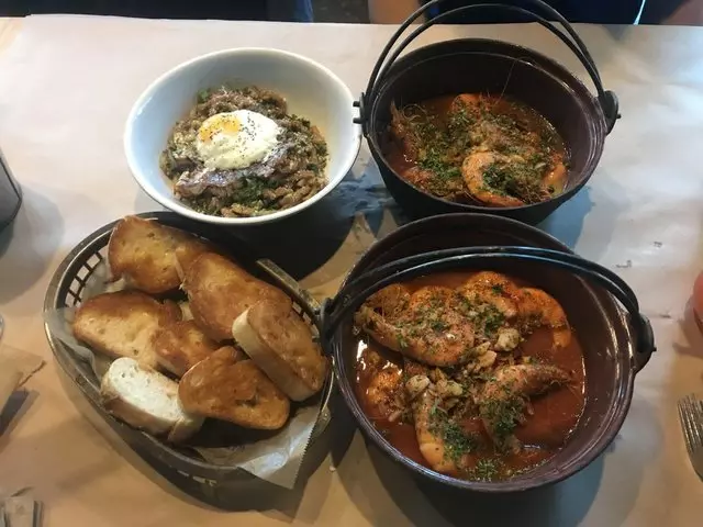 Alamar Kitchen & Bar