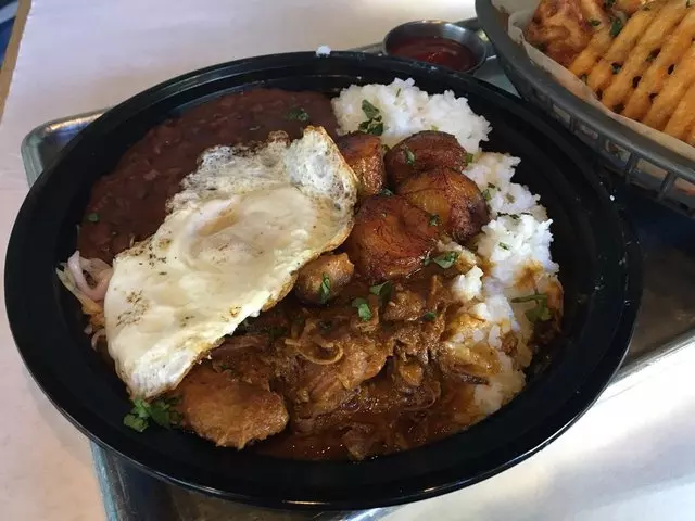 Alamar Kitchen & Bar