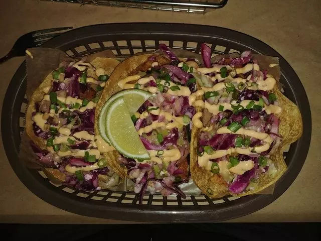 Alamar Kitchen & Bar