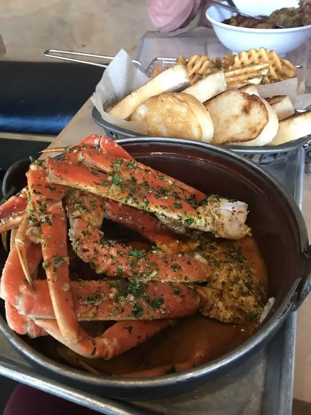 Alamar Kitchen & Bar