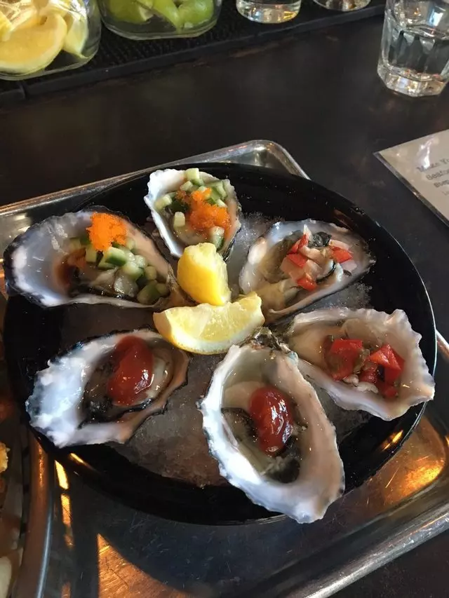 Alamar Kitchen & Bar