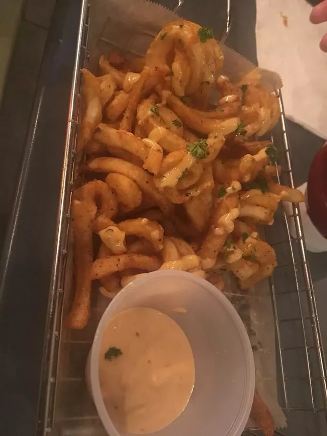 Alamar Kitchen & Bar
