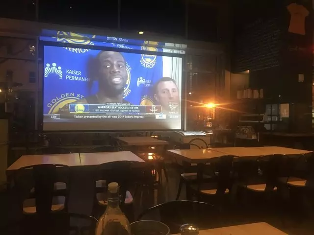 Alamar Kitchen & Bar