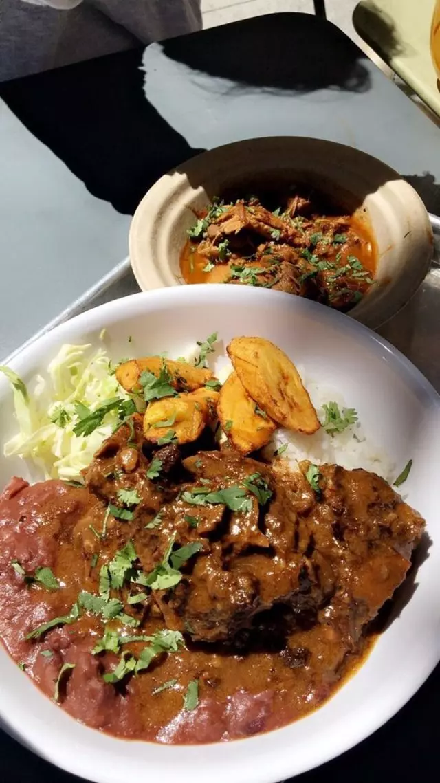 Alamar Kitchen & Bar