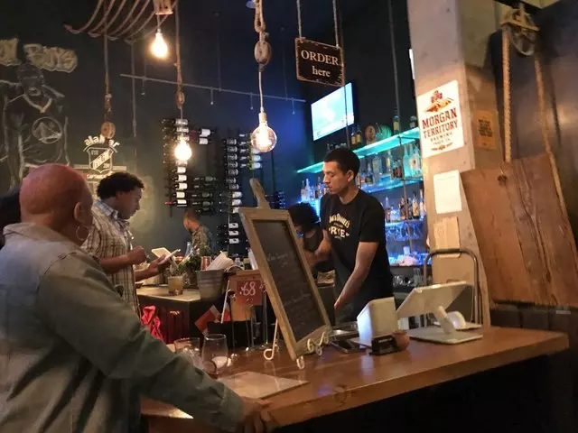 Alamar Kitchen & Bar