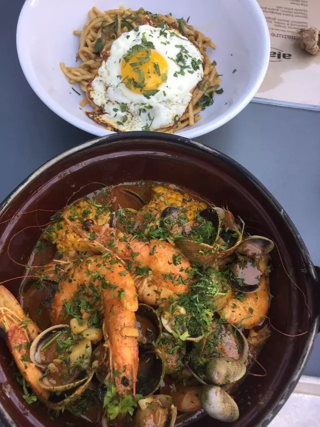 Alamar Kitchen & Bar