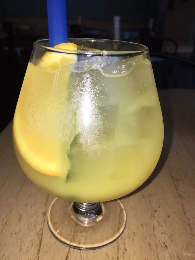 Alamar Kitchen & Bar