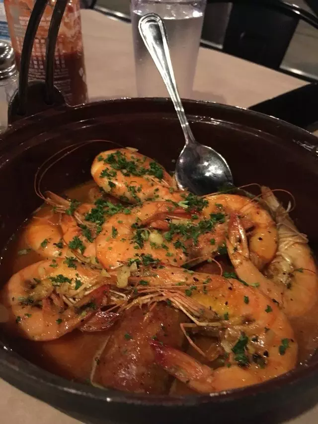 Alamar Kitchen & Bar